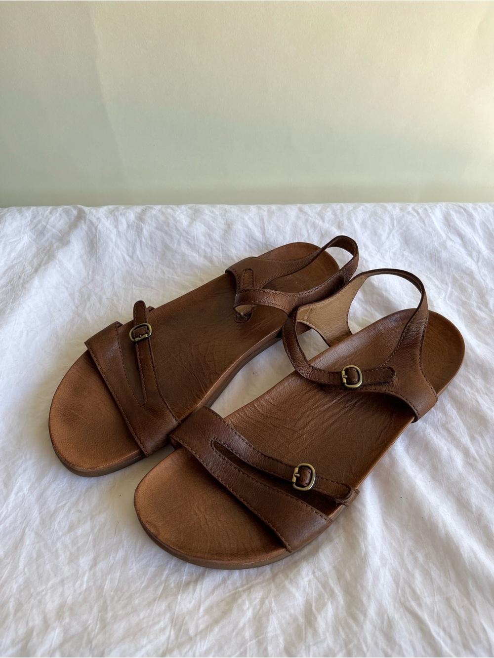Dansko Janelle Brown Leather Sandals Sz 39 Women’s Ankle Strap Summer Spring Tan